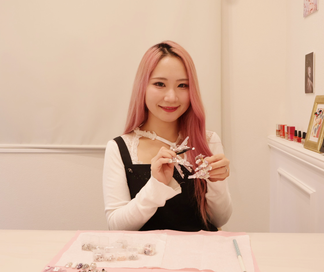 岡本 彩花