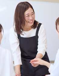 清水 悦子