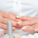 ネイルサロンではネイルチップを作ってくれる？オーダーの仕方や値段の相場