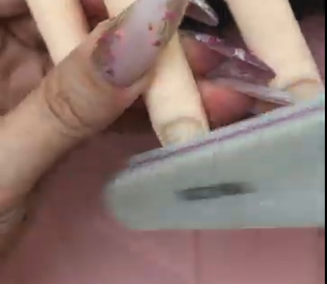 サンディングしている様子