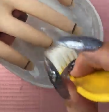 ブラシダウンしている様子