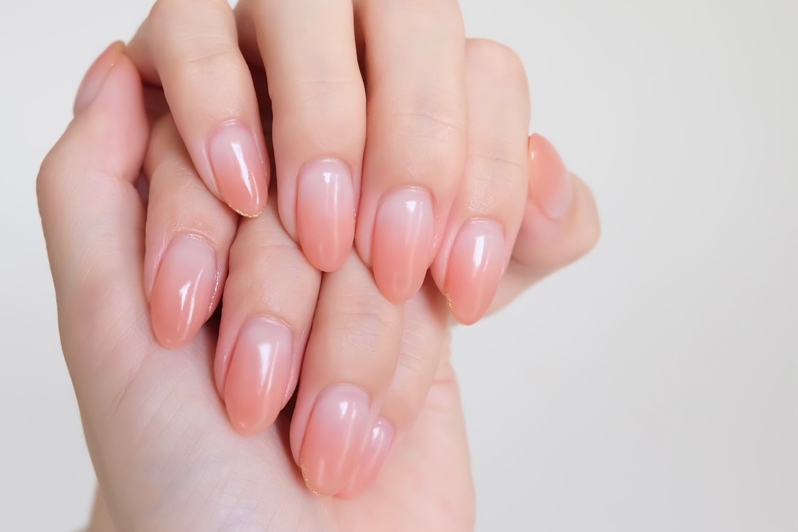 2色のグラデーションネイル