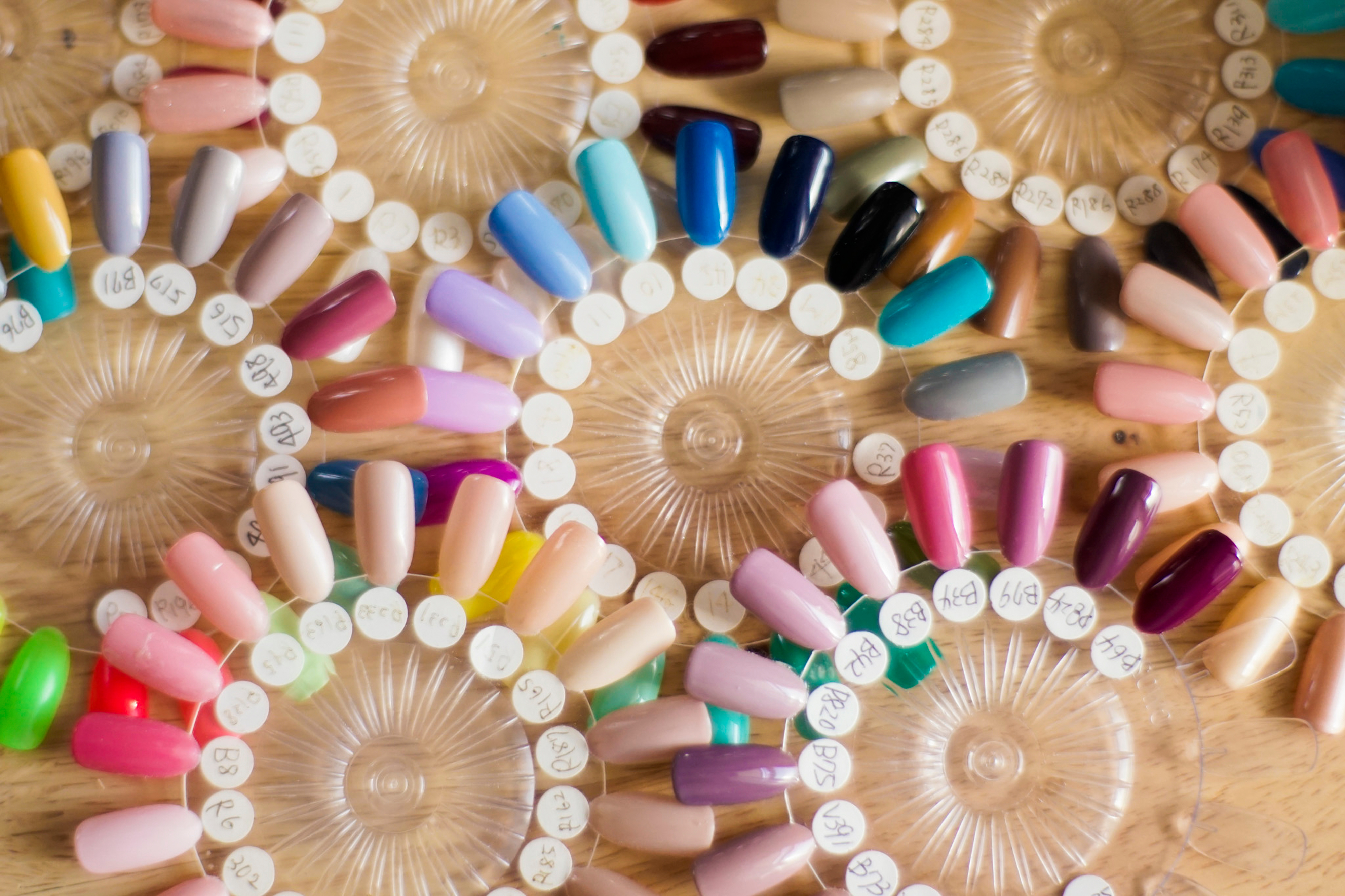 ネイルのカラーチャートイメージ