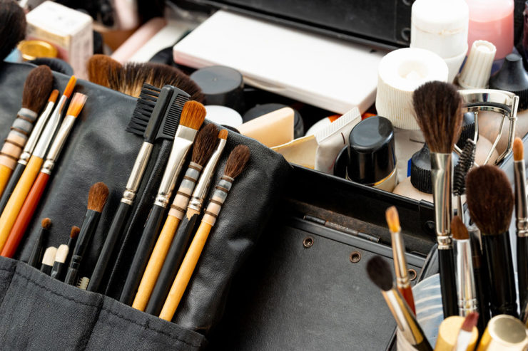 ヘアメイクアーティストとの違い